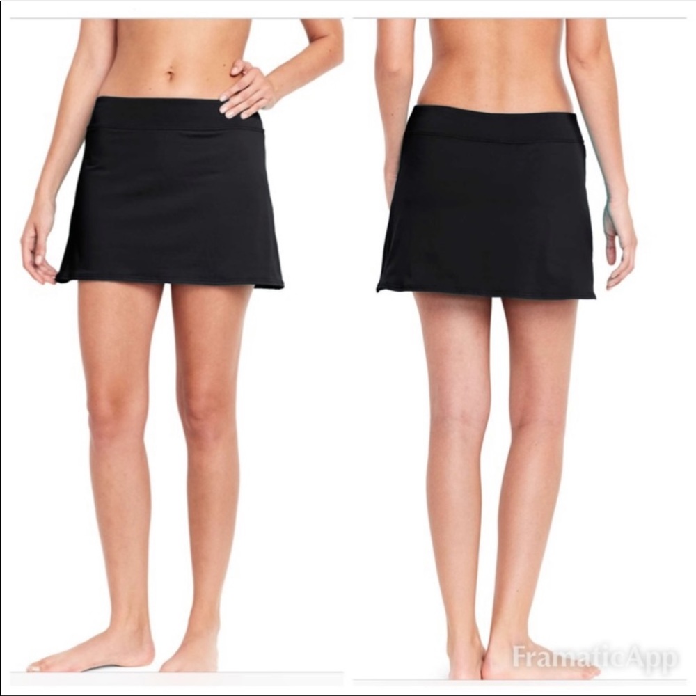 NWOT Lands End black swimsuit skirt